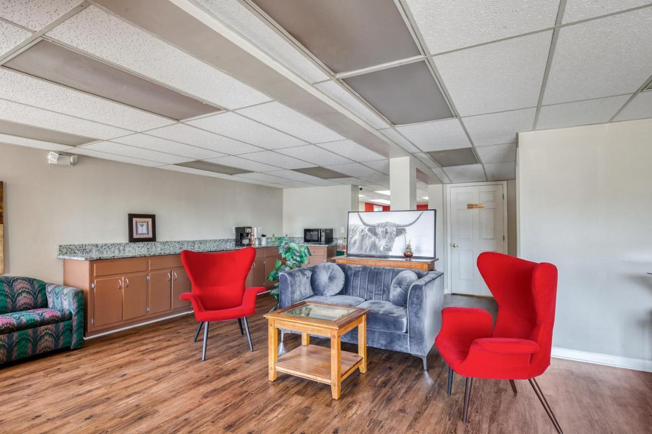 Oyo Hotel Decatur I-20 East & Wesley Club Dr 外观 照片