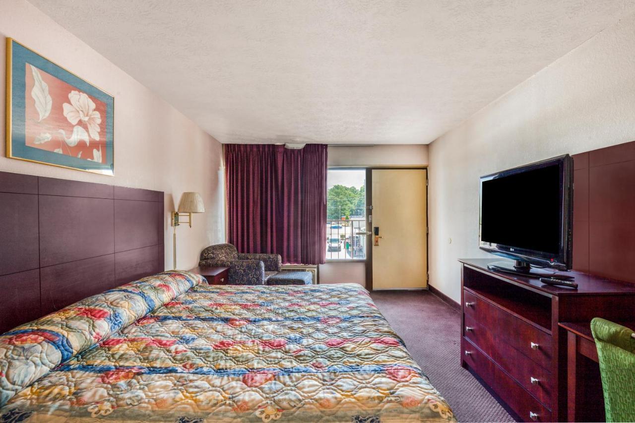 Oyo Hotel Decatur I-20 East & Wesley Club Dr 外观 照片
