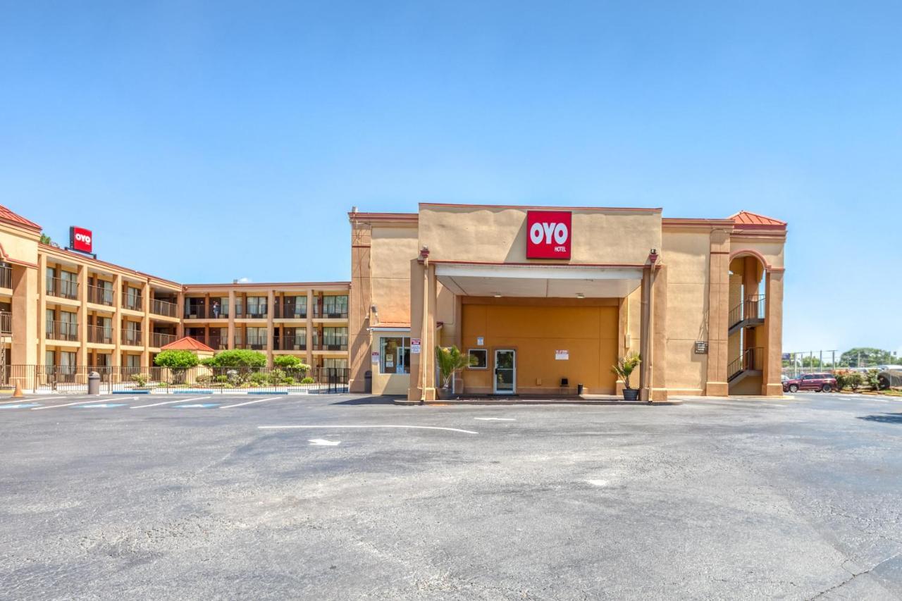 Oyo Hotel Decatur I-20 East & Wesley Club Dr 外观 照片