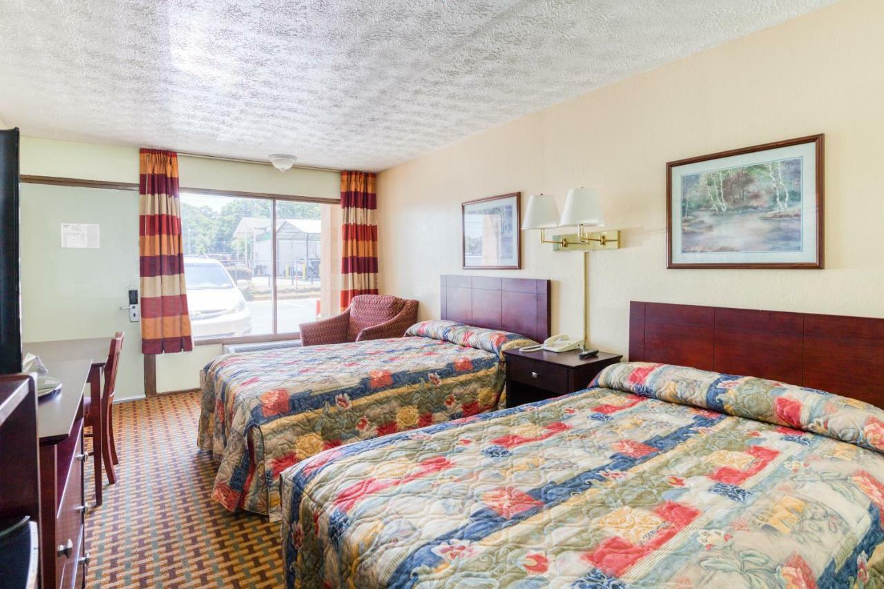 Oyo Hotel Decatur I-20 East & Wesley Club Dr 外观 照片