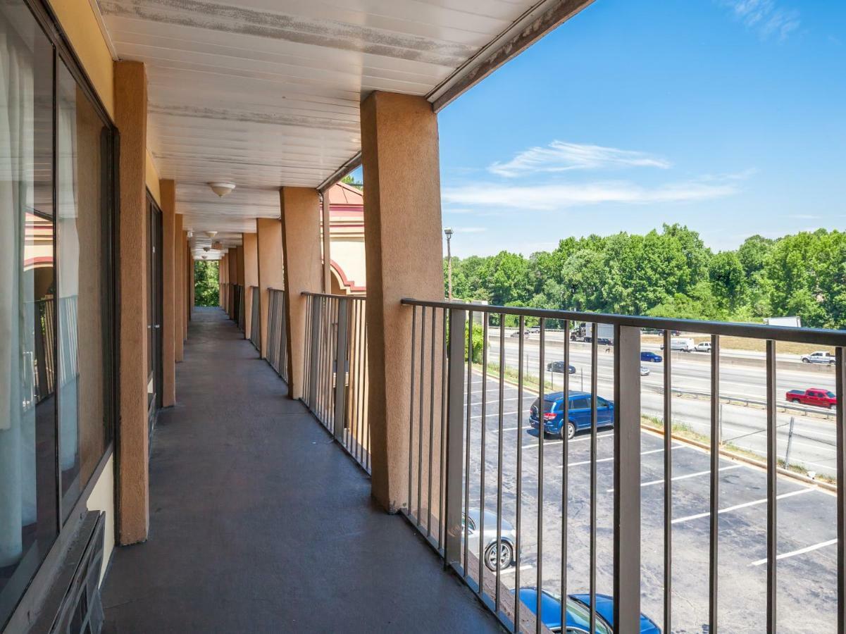 Oyo Hotel Decatur I-20 East & Wesley Club Dr 外观 照片